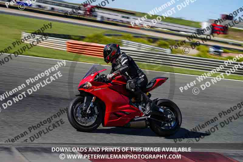 Circuito de Navarra;Spain;event digital images;motorbikes;no limits;peter wileman photography;trackday;trackday digital images